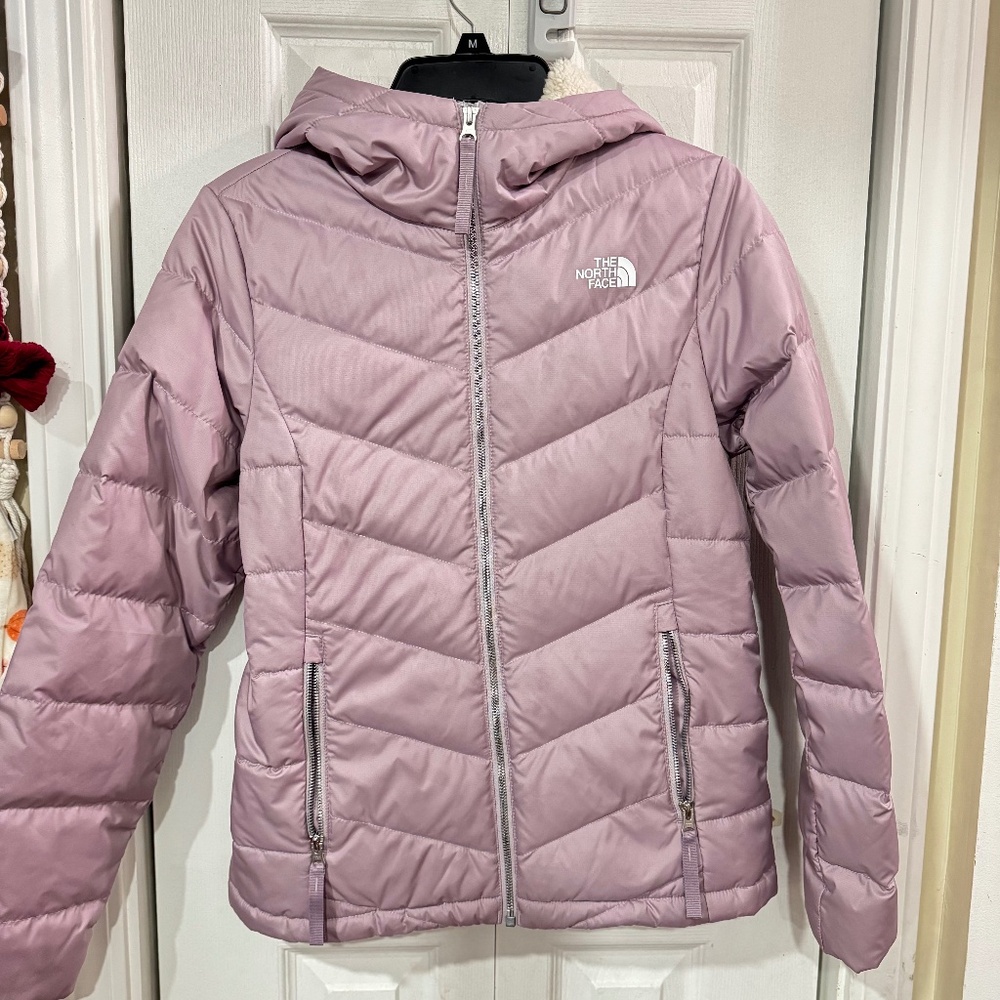 Light purple like new womens Northface Coat